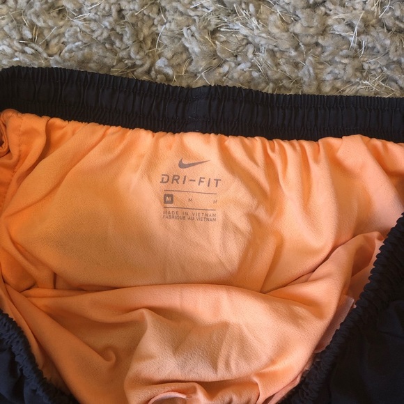 Nike Shorts - Picture 2 of 2